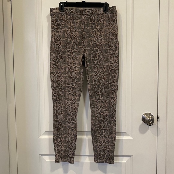 Spanx Jean-ish Snake Print Leggings - Picture 4 of 6